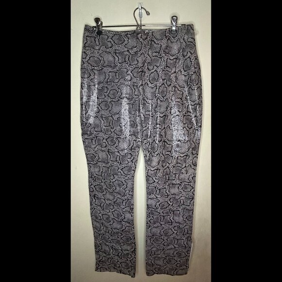 Bebe Snakeskin Flared Pants - 100% Leather Grey/Black sz 10 - NWOT - Picture 4 of 15